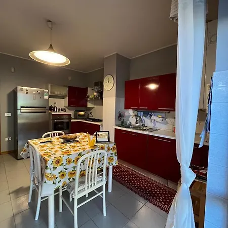 Casa Del - Spazioso Con Terrazzo E Giardino